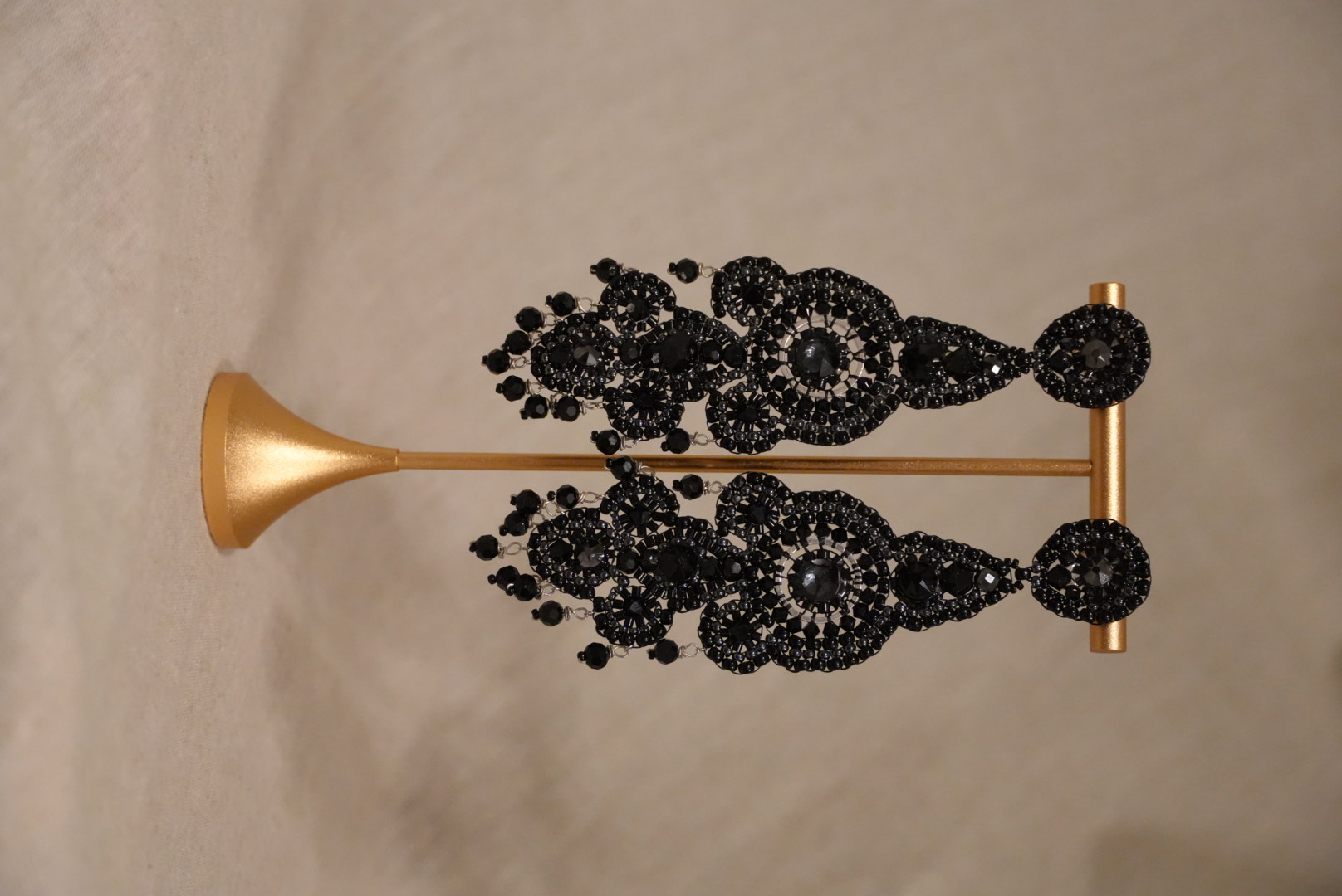 Galeriebild 10 aus dem Perlen-Ohrringe Workshop